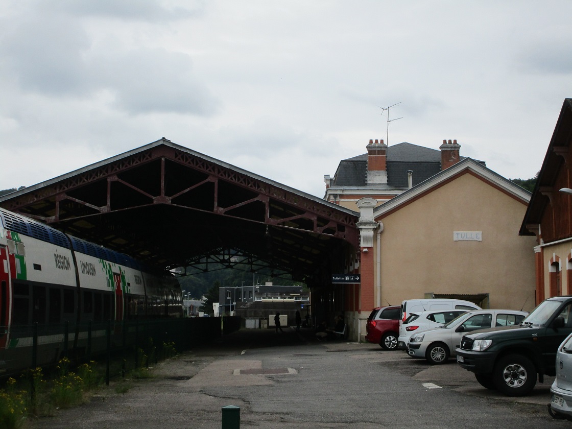 Intérieur gare.jpg