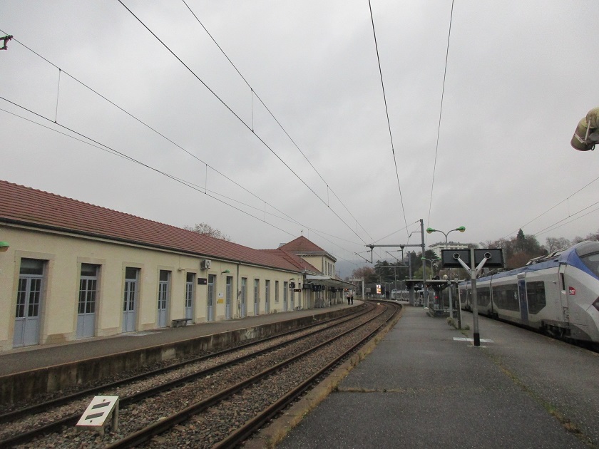 Intérieur gare.jpg