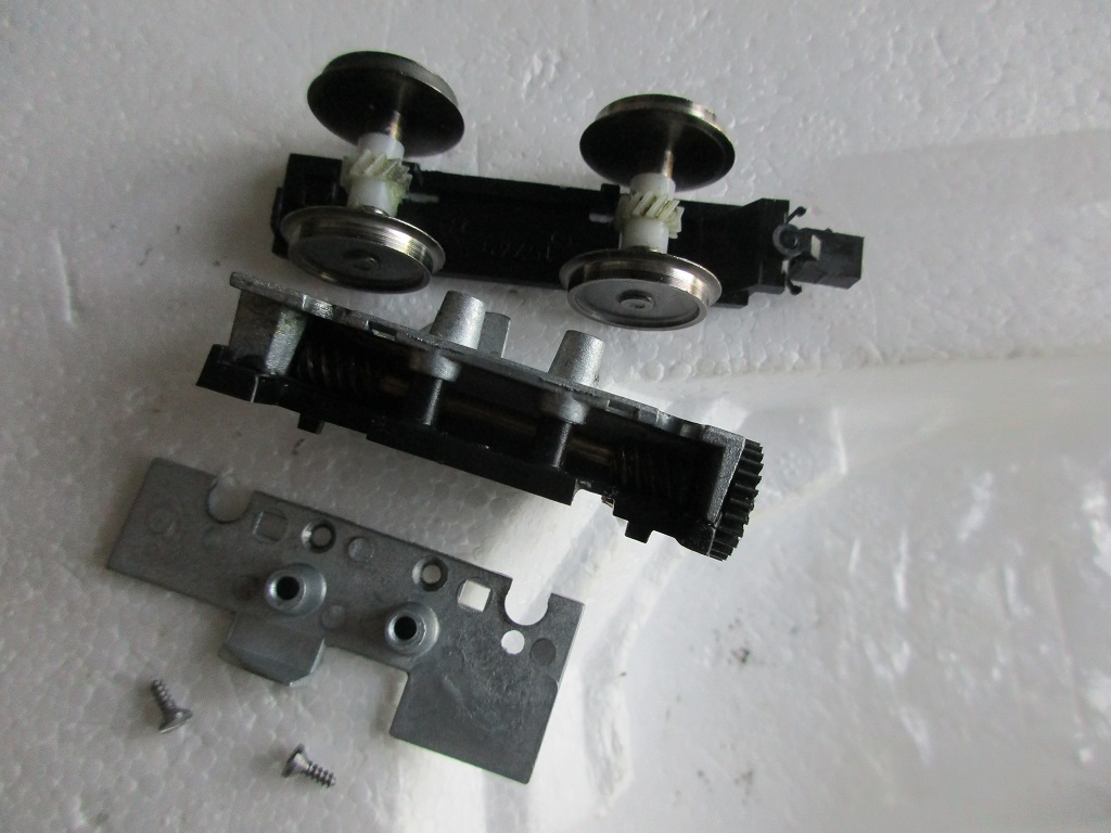 (10) Carter latéral transmission Bogies.jpg