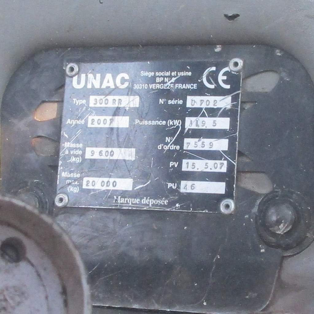 (10) Unac 300 RR.jpg