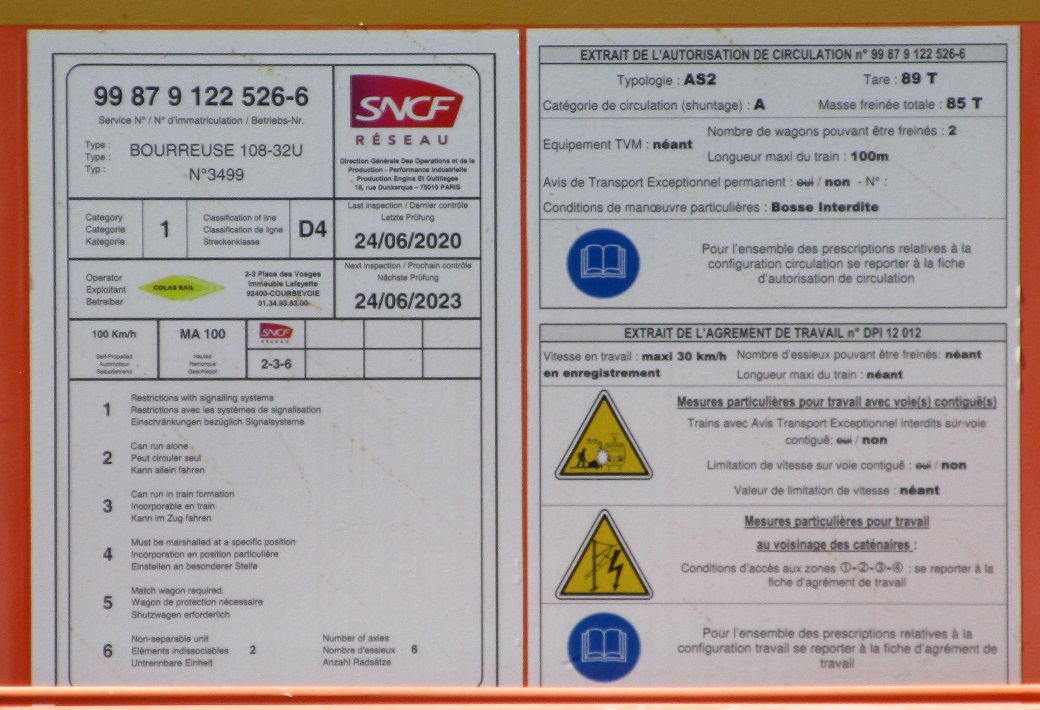 (4) Bourreuse 108 32U n° 3499 Colas Rail Agrément travail.JPG