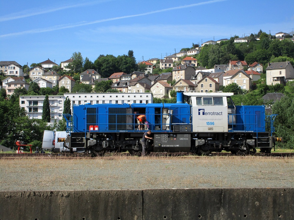 (4) maintenance sur la 1596 Ferrotract.JPG