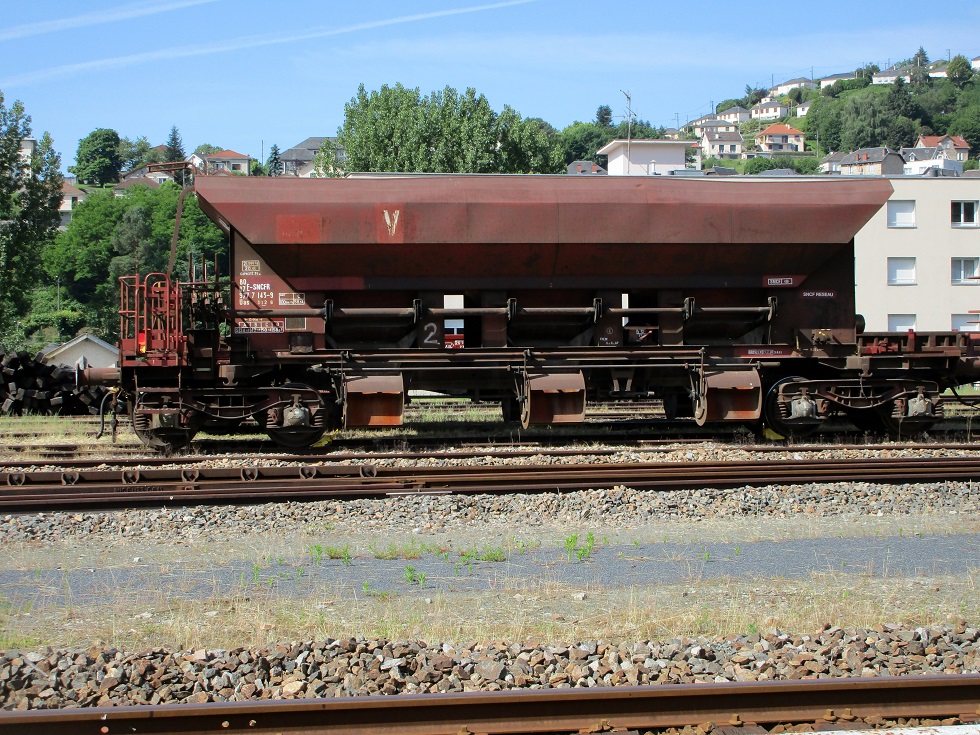 (6) 1er Wagon bogies ballast vide.JPG