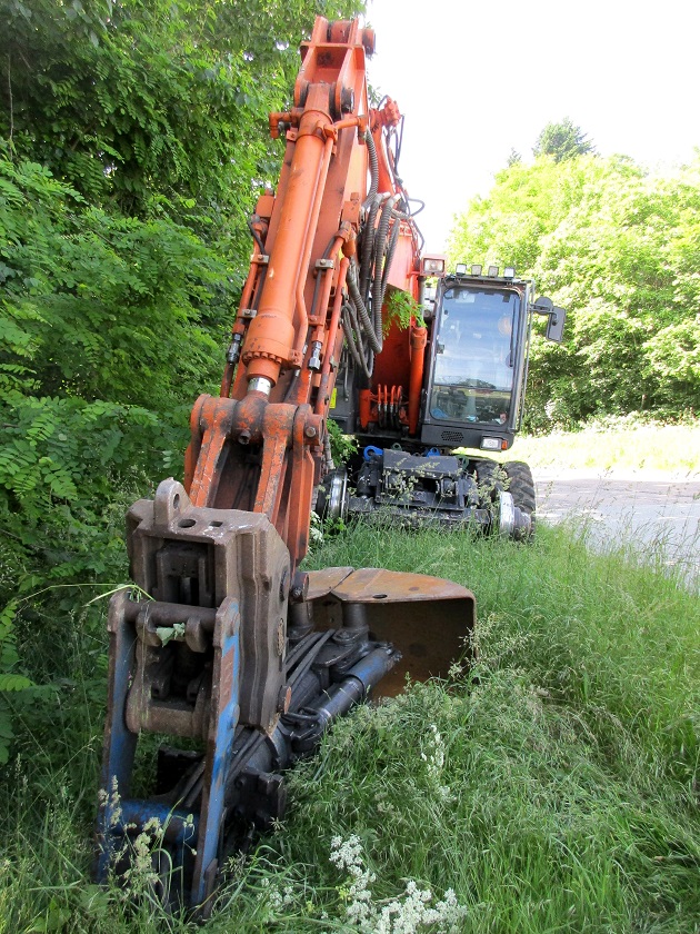 (27) PRR D2R ZX 170 Travaux Voies Ferrées.JPG