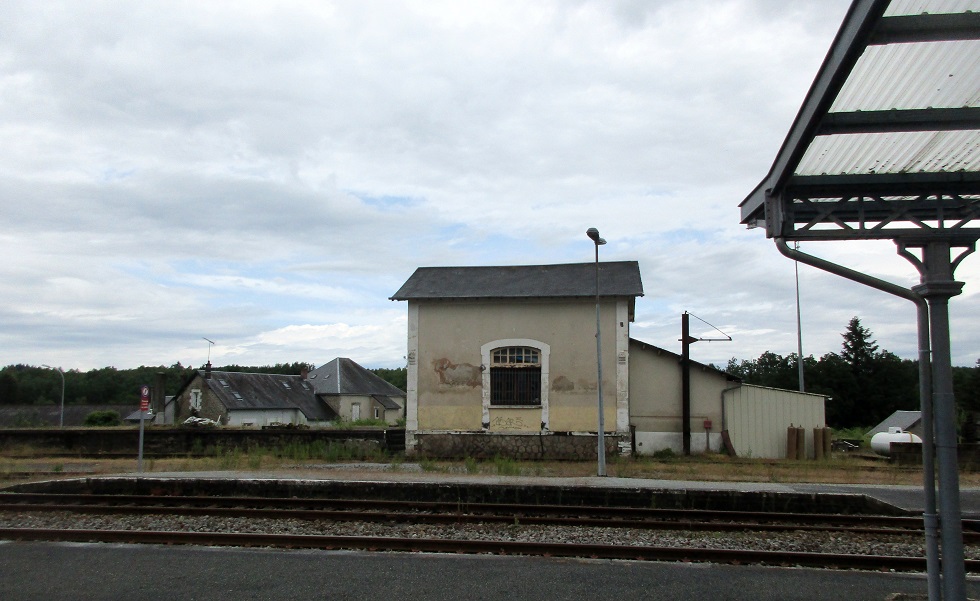 (11) La halle marchandises.JPG