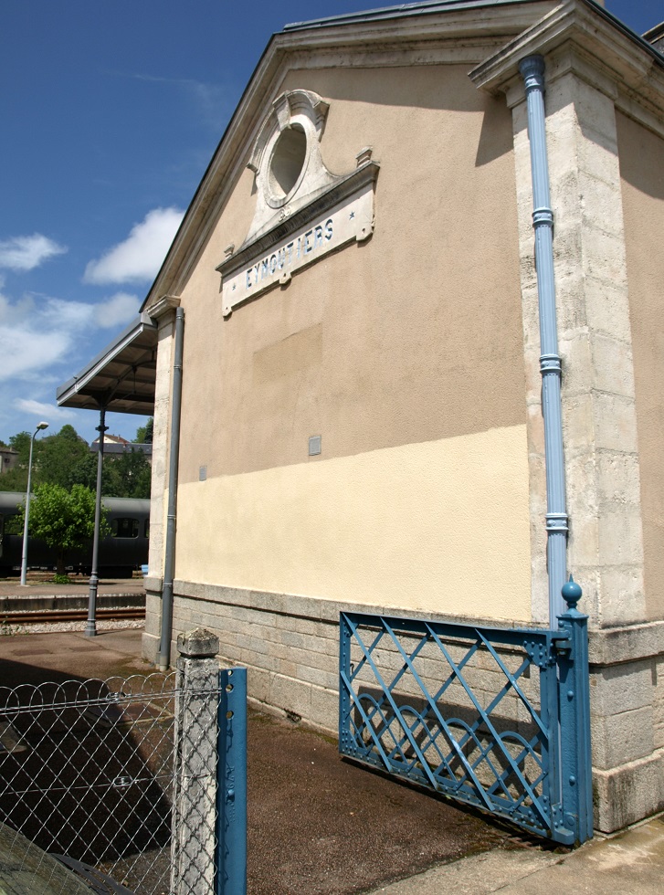 (16) Accès aux quais Eymoutiers.JPG