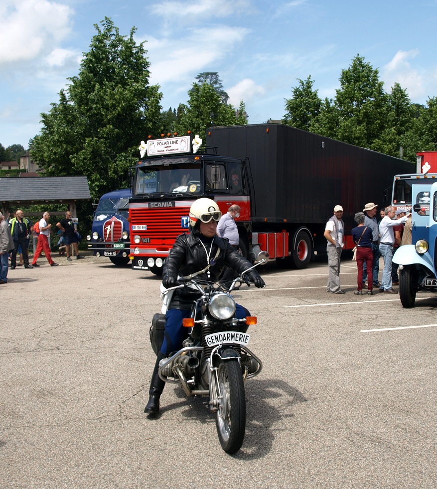 (44) BMW Gendarmerie.JPG