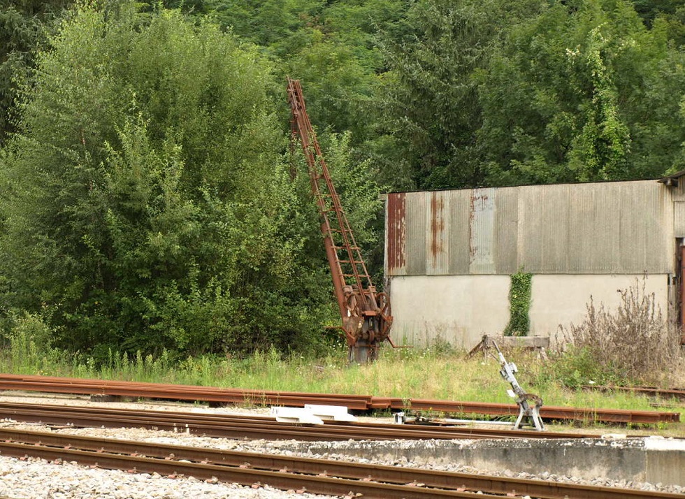 (61) Côté Limoges grue manutention.JPG