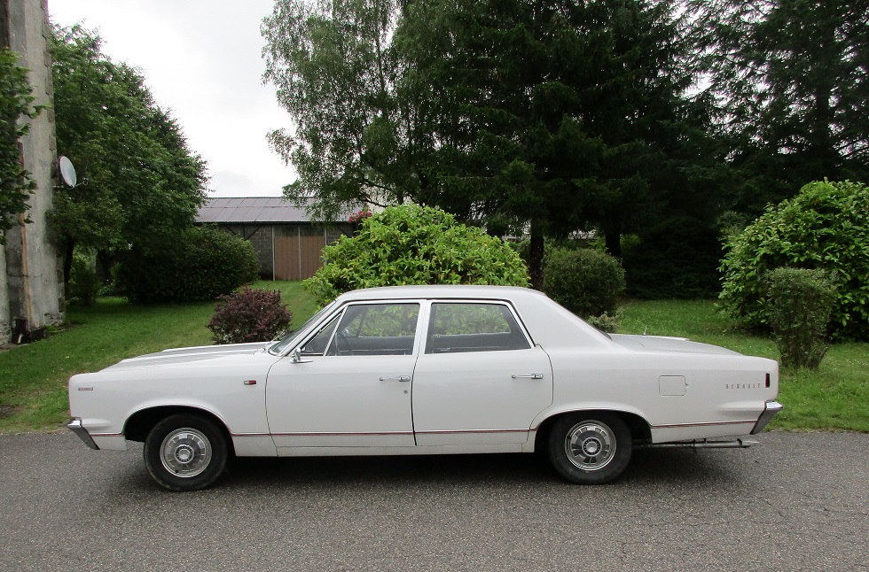 (15) Renault Rambler.JPG