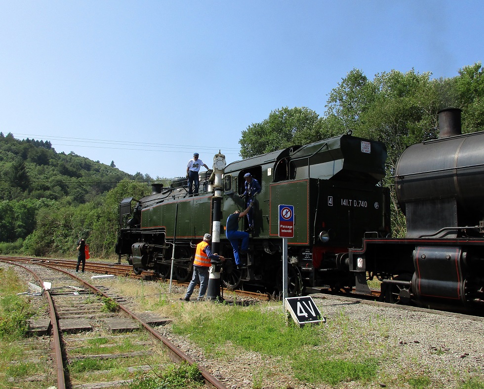 (17) Châteauneuf Bujaleuf complément eau 141 TD 740.JPG