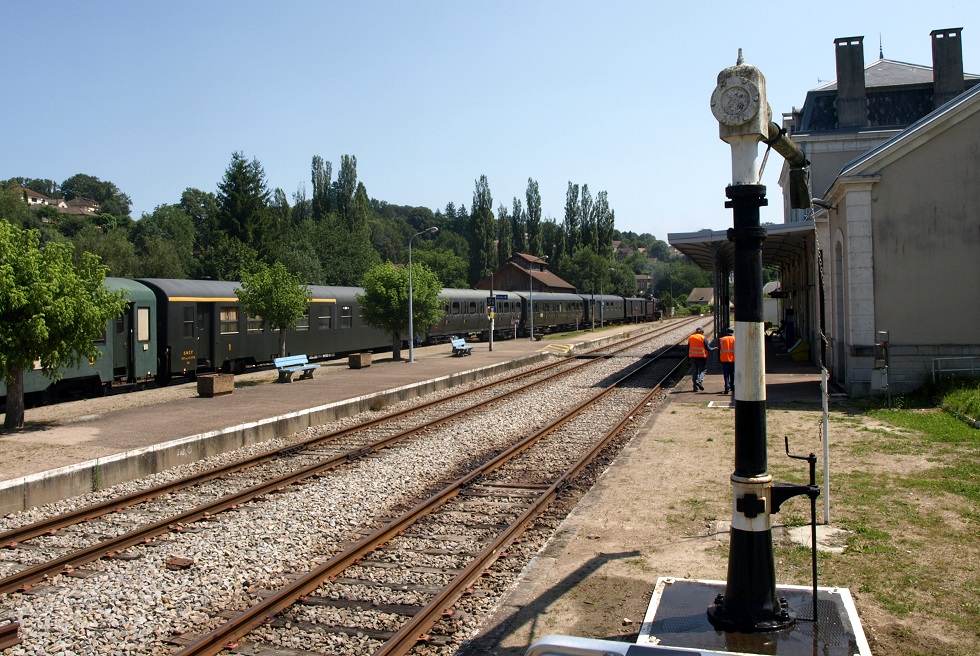 (26) Rame CFTLP voie de service Eymoutiers.JPG