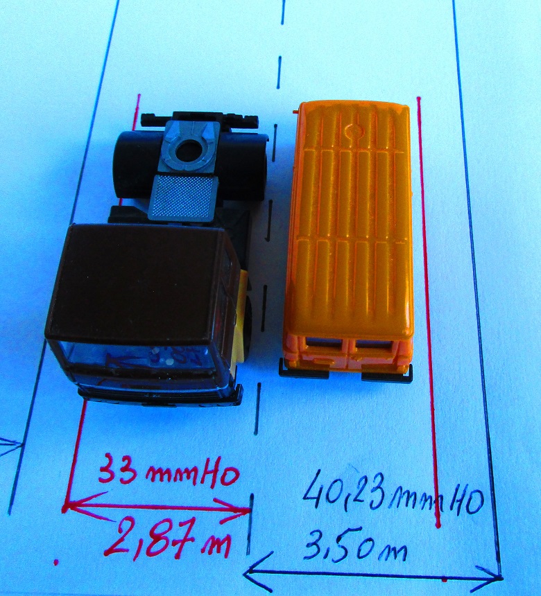 (13) PL 44 t et fourgon route largeur mini.JPG