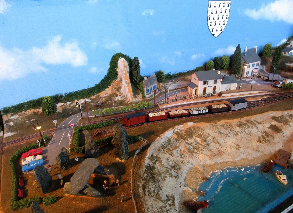 (76) Les petits trains de jadis Nm.JPG