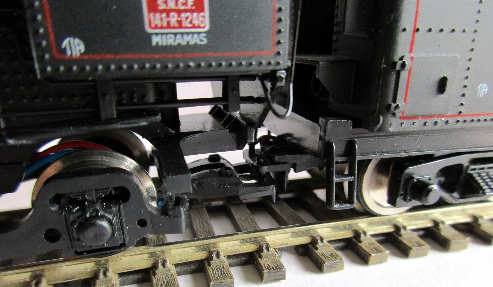 (8) 141 R 1246.JPG