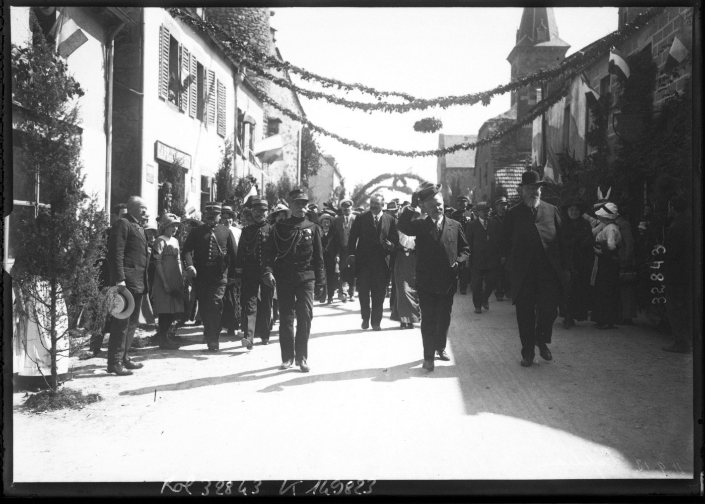 (45) 11-9-13 Lapleau Mr Poincaré Agence Rol.jpg