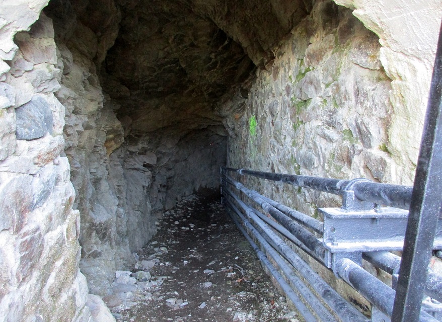 (62) Galerie d'ancrage côté Soursac.jpg