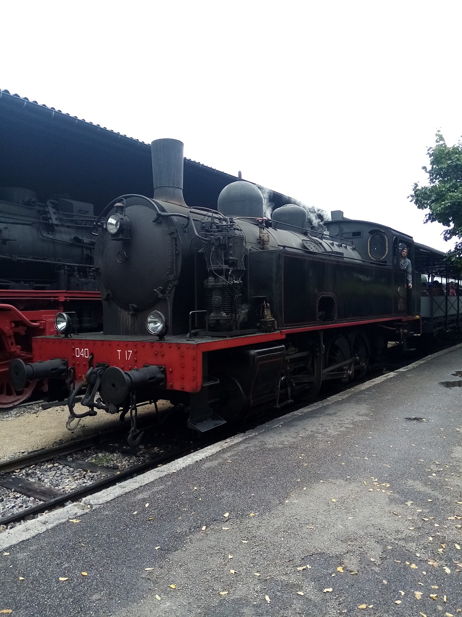 040 T 17.jpg