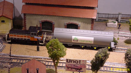 Y 8000 Salon Orléans 2004